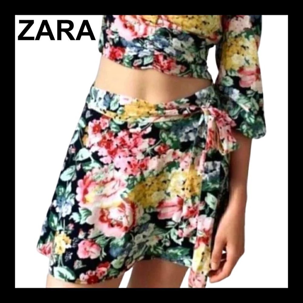 NWT ZARA Floral faux wrap Dora mini skirt